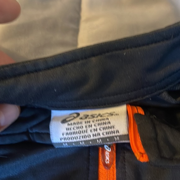 ASICS Quarter-Zip Athletic Top- M - Picture 3 of 7